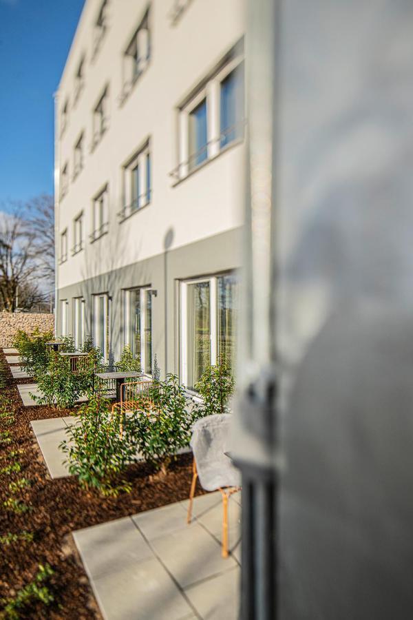 Adoro Aparthotel Бюль Екстер'єр фото